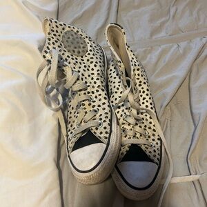 Polka dot converse